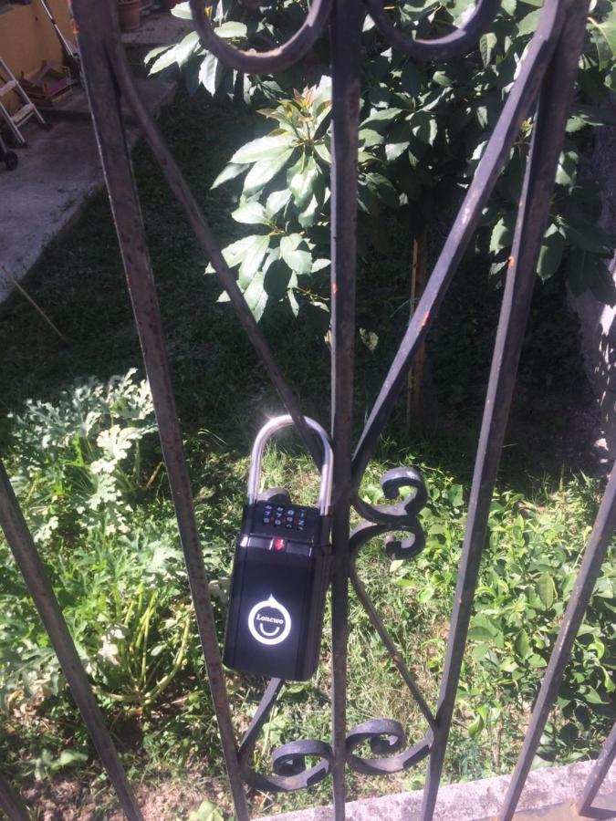 Yellow Submarine Freeparking Petfriendly Rapallo Exterior photo